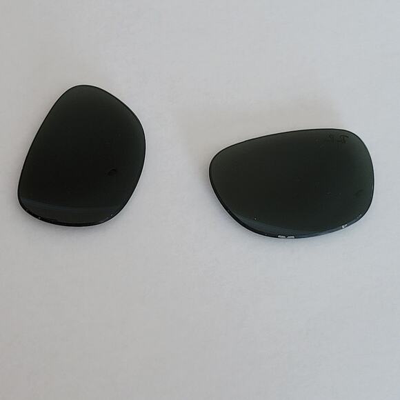 Ray-Ban RB2132 Replacement lenses ONLY  Green Classic 55mm FOR PARTS ONLY - Picture 5 of 5